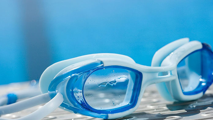 Dlaczego warto wybrać profesjonalne okulary na basen